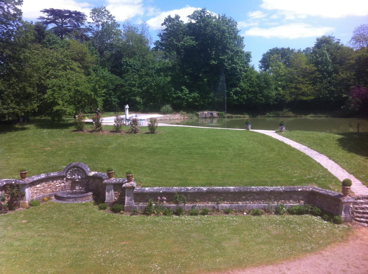 Chateau Marieville Bonneuil-Matours Eksteriør billede